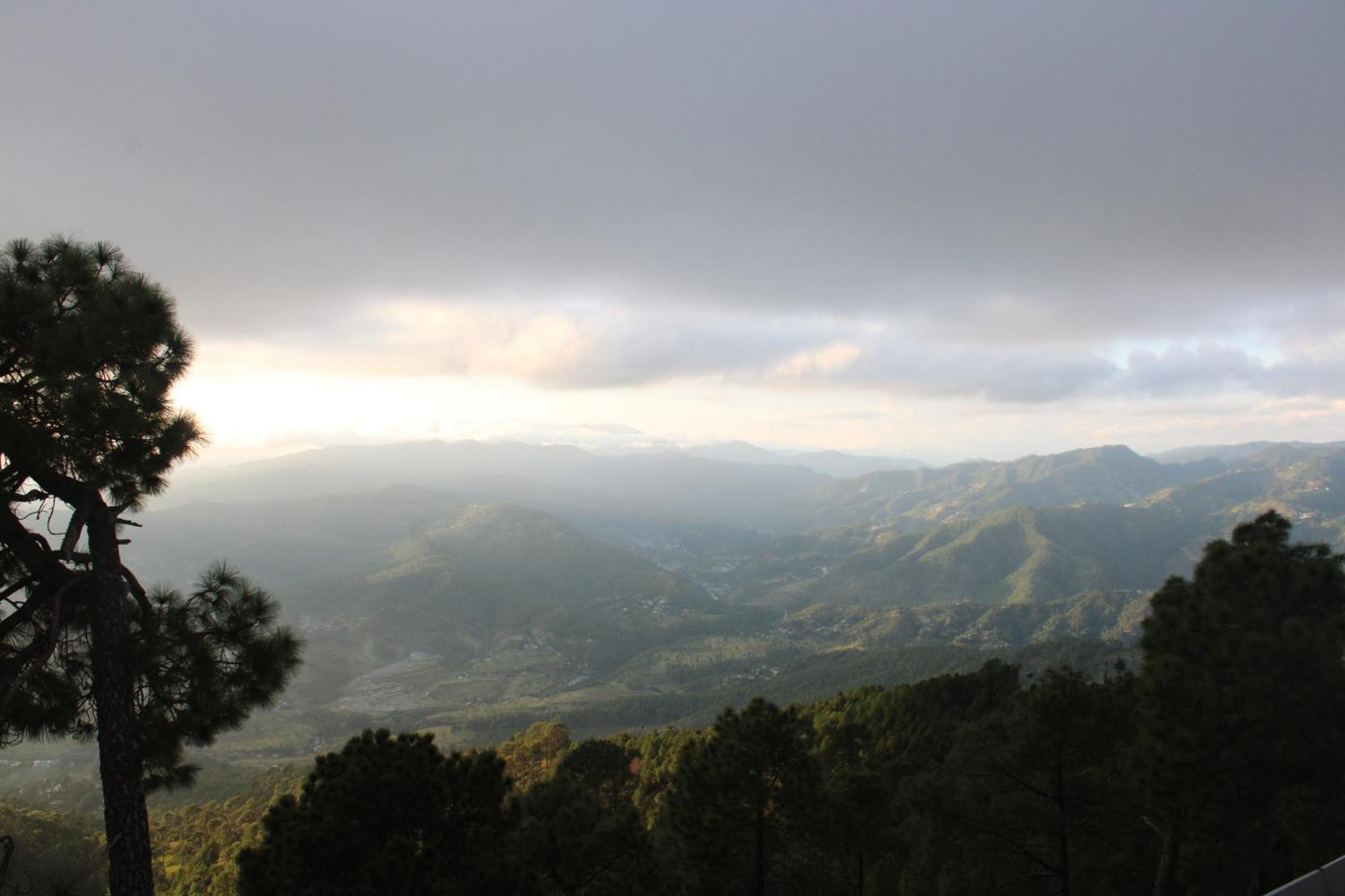 Hotel Himalayan Hobbit House Almora Exterior foto
