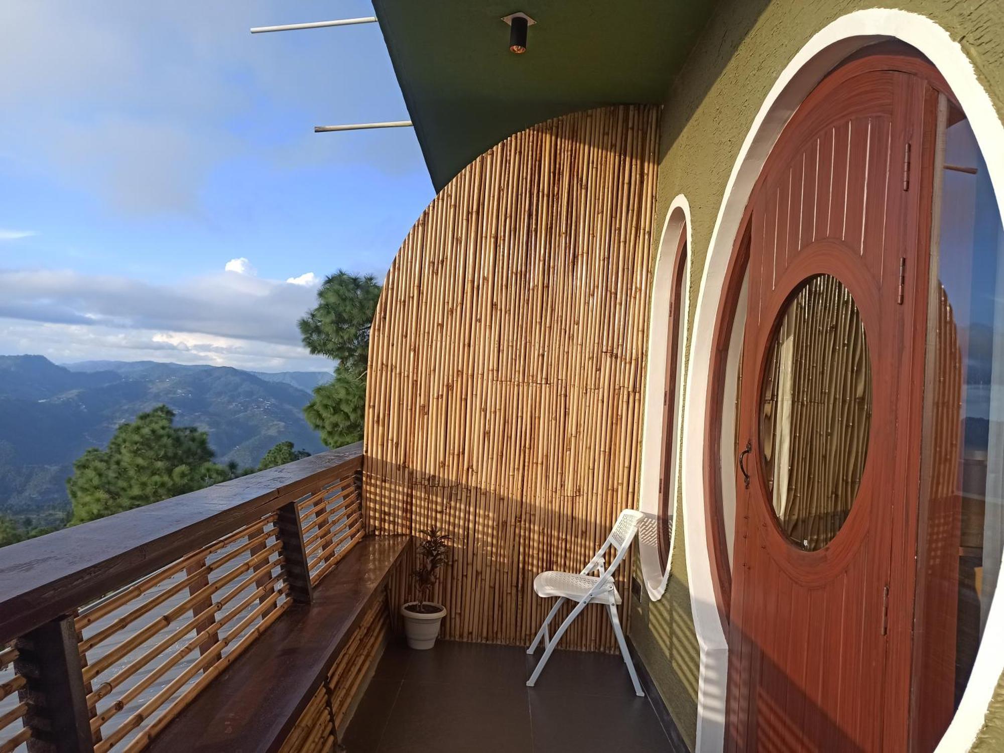 Hotel Himalayan Hobbit House Almora Exterior foto