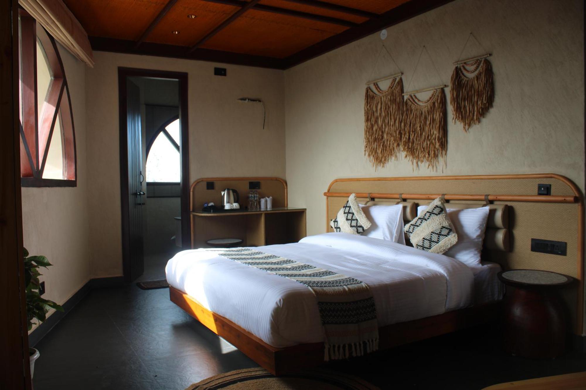 Hotel Himalayan Hobbit House Almora Exterior foto